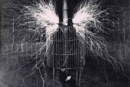 Nicola Tesla 1899