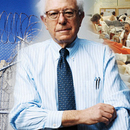 Photo: Bernie Sanders Just Promised To End The For-Profit Prison Industry