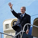 Photo: Bush Admits to CIA Secret Prisons
